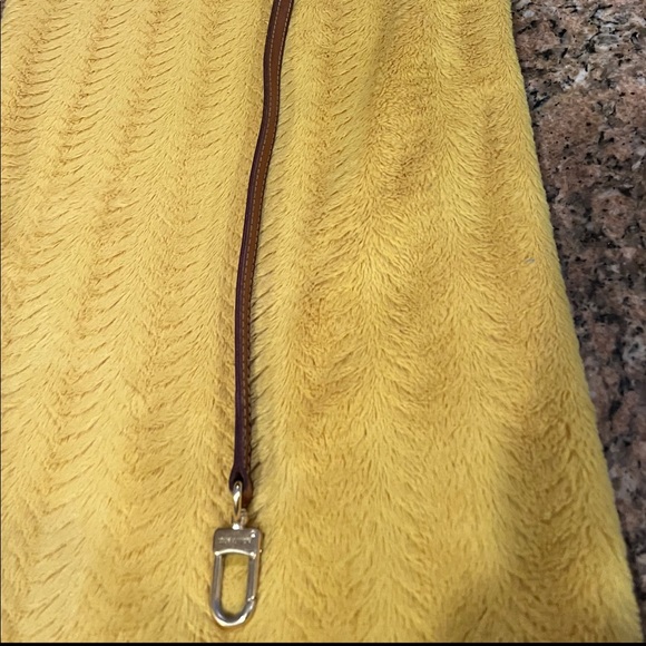 Authentic LOUIS VUITTON Adjustable Shoulder Strap Leather - Picture 15 of 17